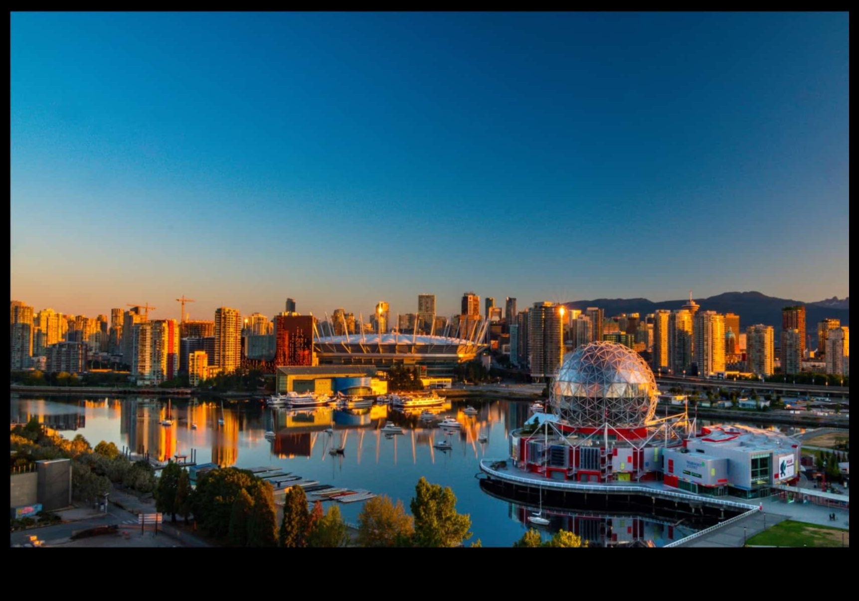 رحلات سيتي سكيب: الاستكشاف الحضري من خلال النقل العام