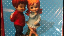 ريفيري ريترو: هدايا عتيقة وحنين لعيد ميلاد ريترو