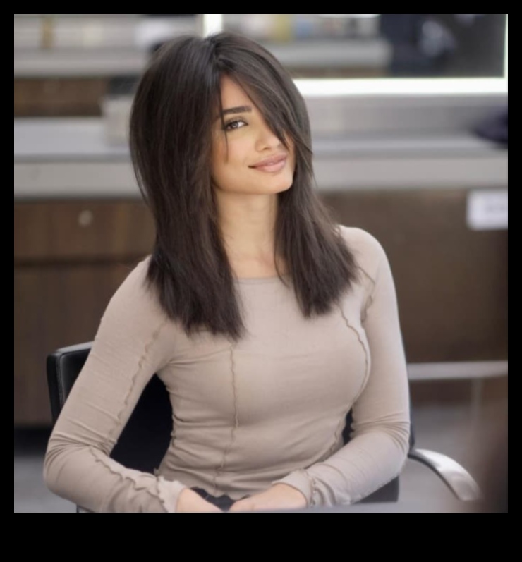 أناقة مزخرفة: تسريحات شعر سمراء لإضفاء لمسة من التألق